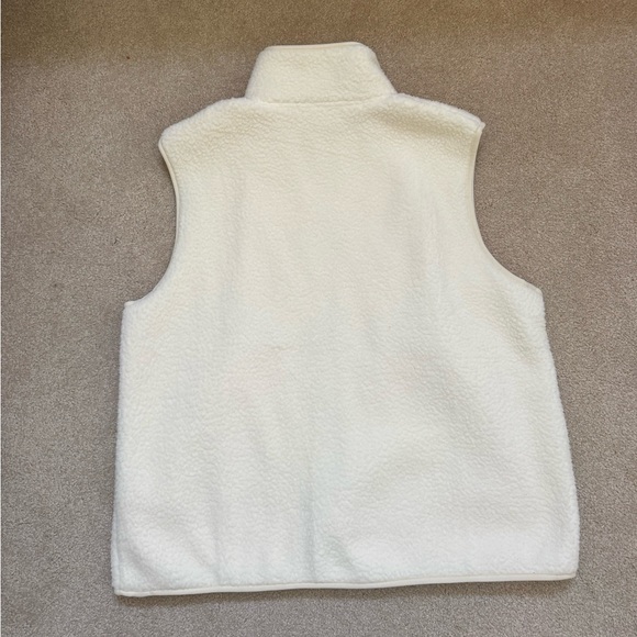 Cozy Cream Sherpa Fleece Vest - Zip Front - Picture 2 of 5